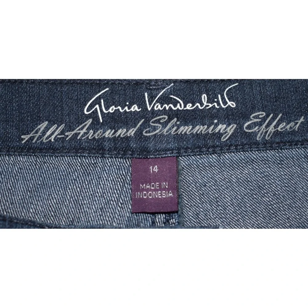 Gloria Vanderbilt gloria vanderbilt